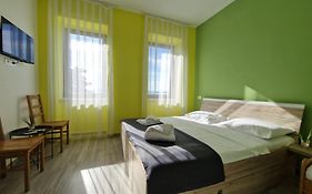 Fiore Seaview Rooms - Premium Location